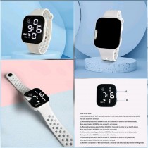 P1 Fashion LED-Digitaluhr mit Silikonarmband 12-Stunden-Anzeige Weiss