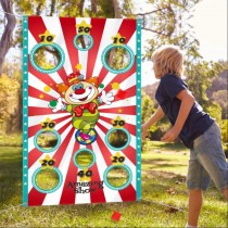 Bannerwerfen, Wurfspiel Zirkus-Show