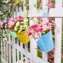 Bunte Blumentöpfe zum Aufhängen für Balkon-Geländer, 10 Stück