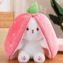 Plüschtier Hase mit Erdbeere 21cm